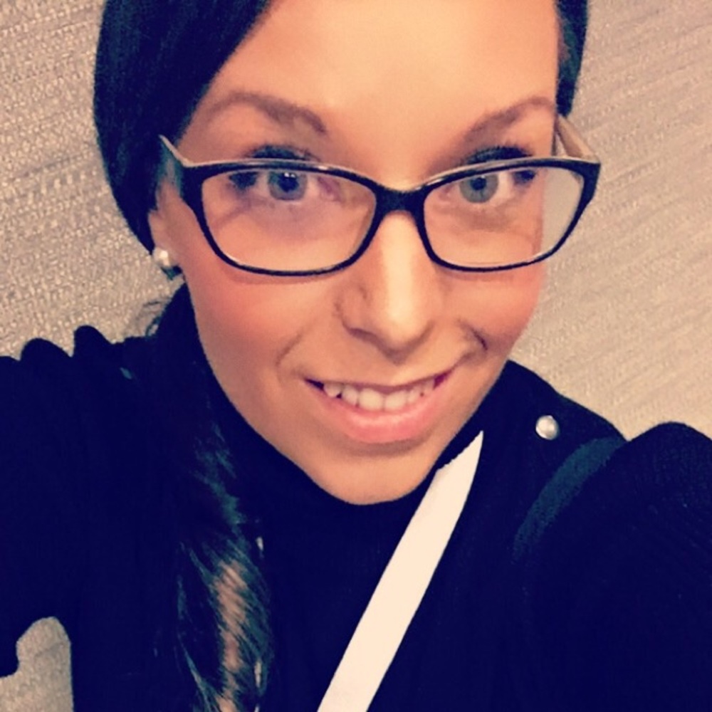 Meet your Posher, Ashley